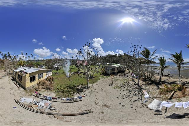 Glück im Unglück hattte das Dorf Malake, die Schäden vom Cyclon "Thomas" im Jahre 2010 hielten sich in Grenzen. Er war der stärkste Zyklon seit über 30 Jahren, hatte die Kraft von Hurricane Kathrina und fegte mit weit mehr als 270 Stundenkilometern über die Inseln ...