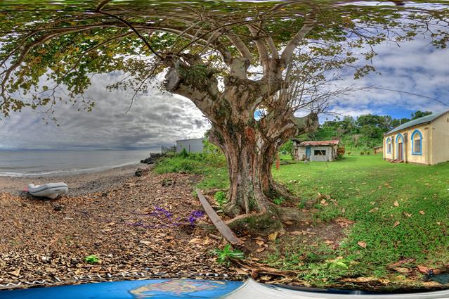 Wir akern vor der Insel Tavenui, siel liegt östlich von Vanua Levu. Unabhängig von den Wochentagen oder Tageszeiten ticken auf Fiji die Uhren langsamer als anderswo. Der gemächliche fijianische Lebensstil gepaart mit dem berühmten "ega na leqa"oder "no worries", führt zur offiziell anerkannten "Fiji-Time", in der darf alles ein bisschen langsamer gehen.