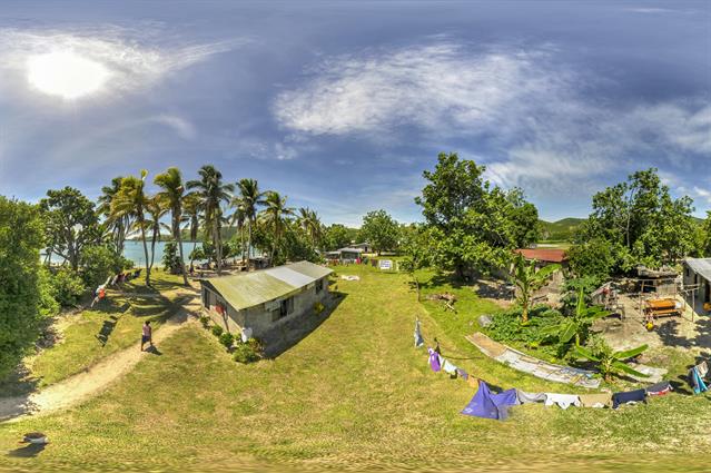 Auf dem Bild ist das kleine Dorf Somasoma auf der Insel Naviti zu sehen.